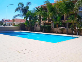 Cosy one bedroom apartment with communal pool